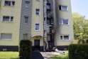 Rollerbrand dann Feuer 1 Fassadenbrand Koeln Gremberg Kroppergasse P03